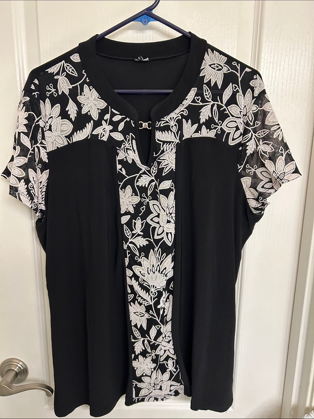 Source Unknown Black Blouse with White Floral Panels